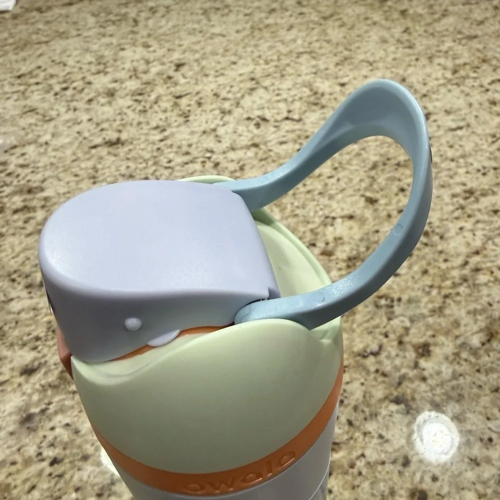 Owala Insulated Tumbler with Built-in Straw 24oz.